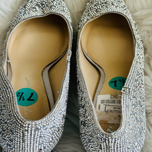 Betsy Johnson silver block heels. - Picture 2 of 11